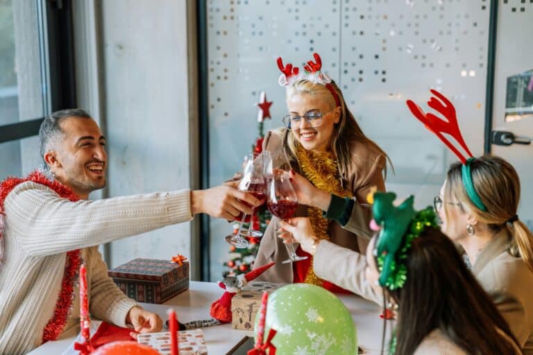 Holiday Event Planning: Virtual vs. In-Person Festivities