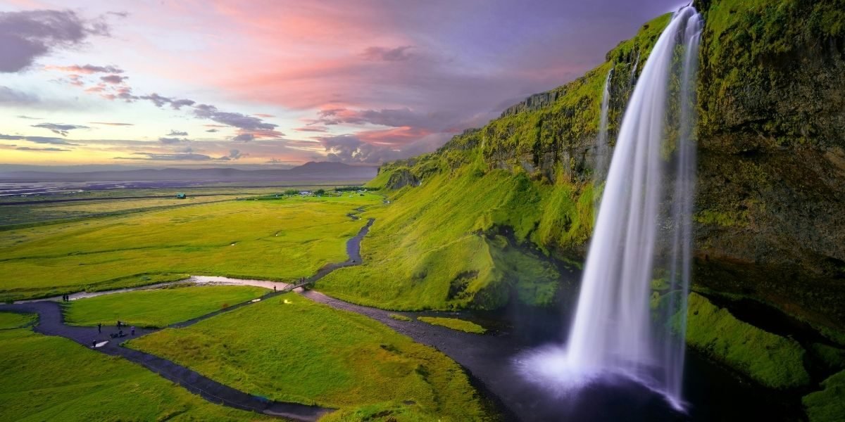 Exploring Iceland’s Natural Wonders and Rich Culture